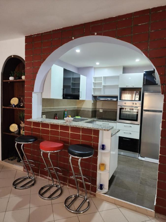 Duplex Bien Equipe Securise Avec Jardin Et Veranda La Marsa Exterior photo
